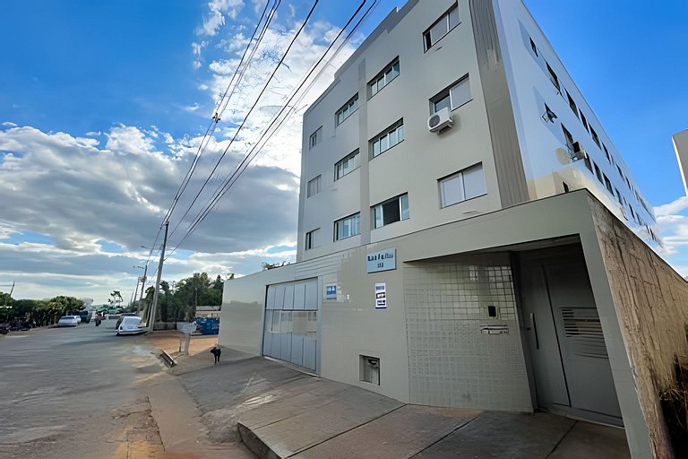 207- Apto de 2/4 com Ar e Garagem para 6 Hóspedes
