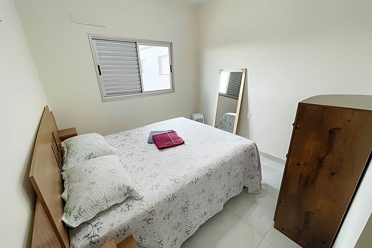 206- Apto de 2/4 com Ar, Garagem e Check in Rápido