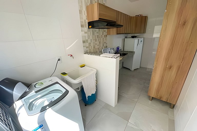 Apto de 2/4 com ar, garagem e cozinha completa