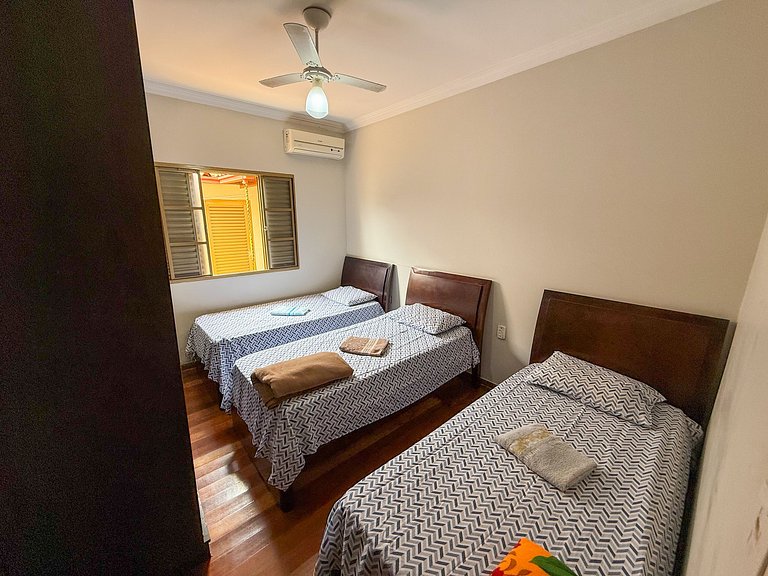 Casa Completa com Churrasqueira em Patos de Minas