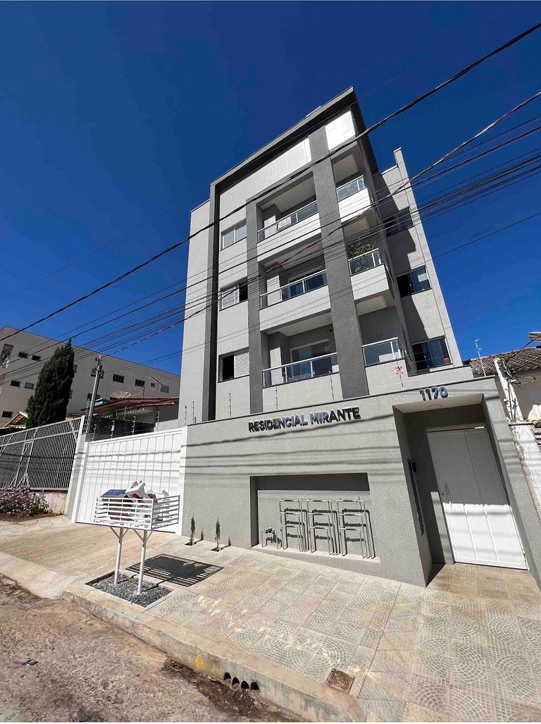 M103- Apartamento 2/4 com Garagem Próx a Fenamilho