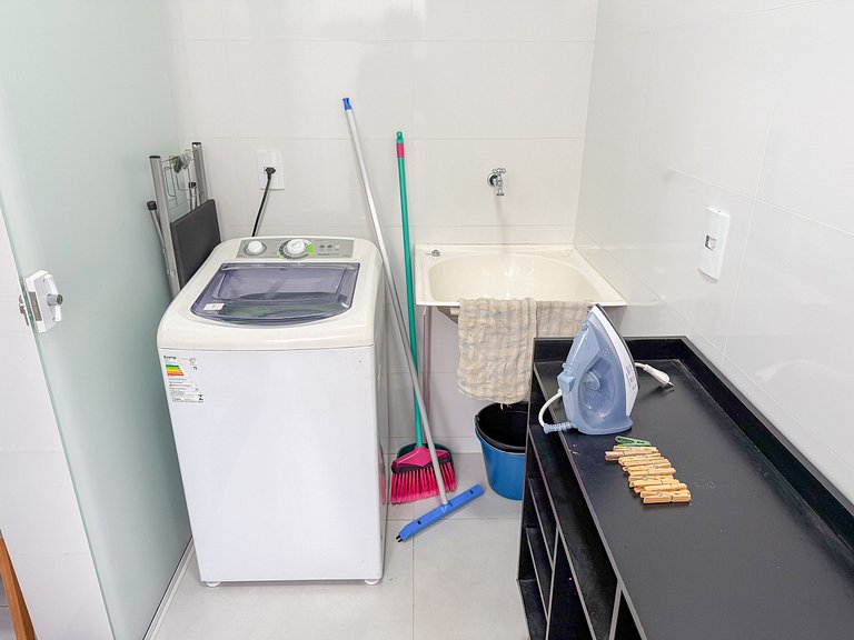 Apartamento 2/4 com Garagem Próx a Fenamilho